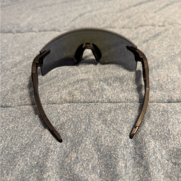 Oakley Encoder Sunglasses Prizm Sapphire Lens Black Frame - Picture 4 of 5